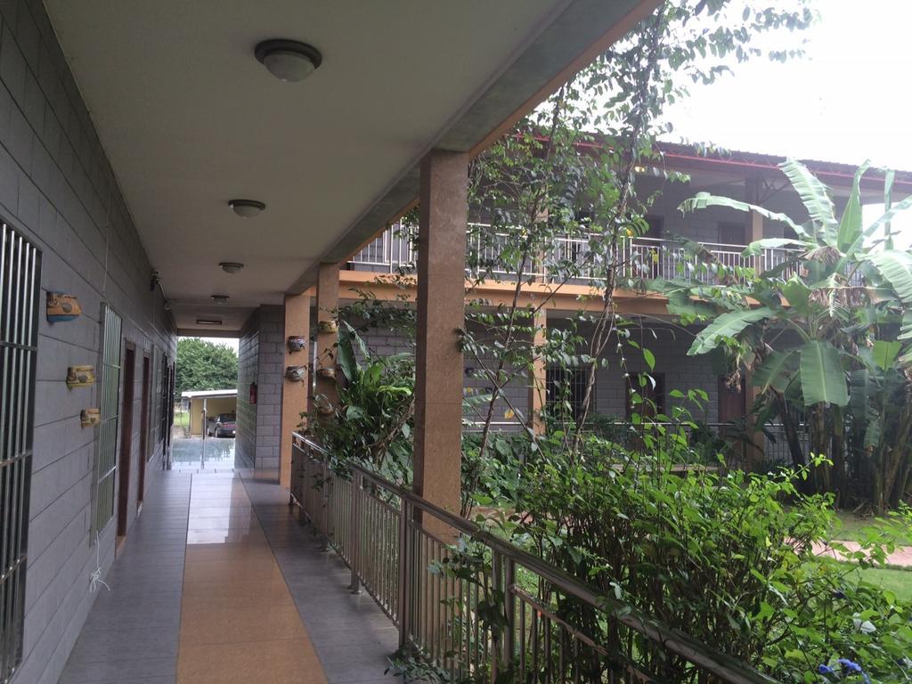 Yim Saan Hotel Belmopan Exterior photo