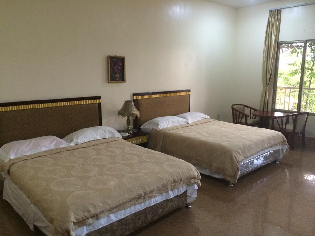 Yim Saan Hotel Belmopan Room photo